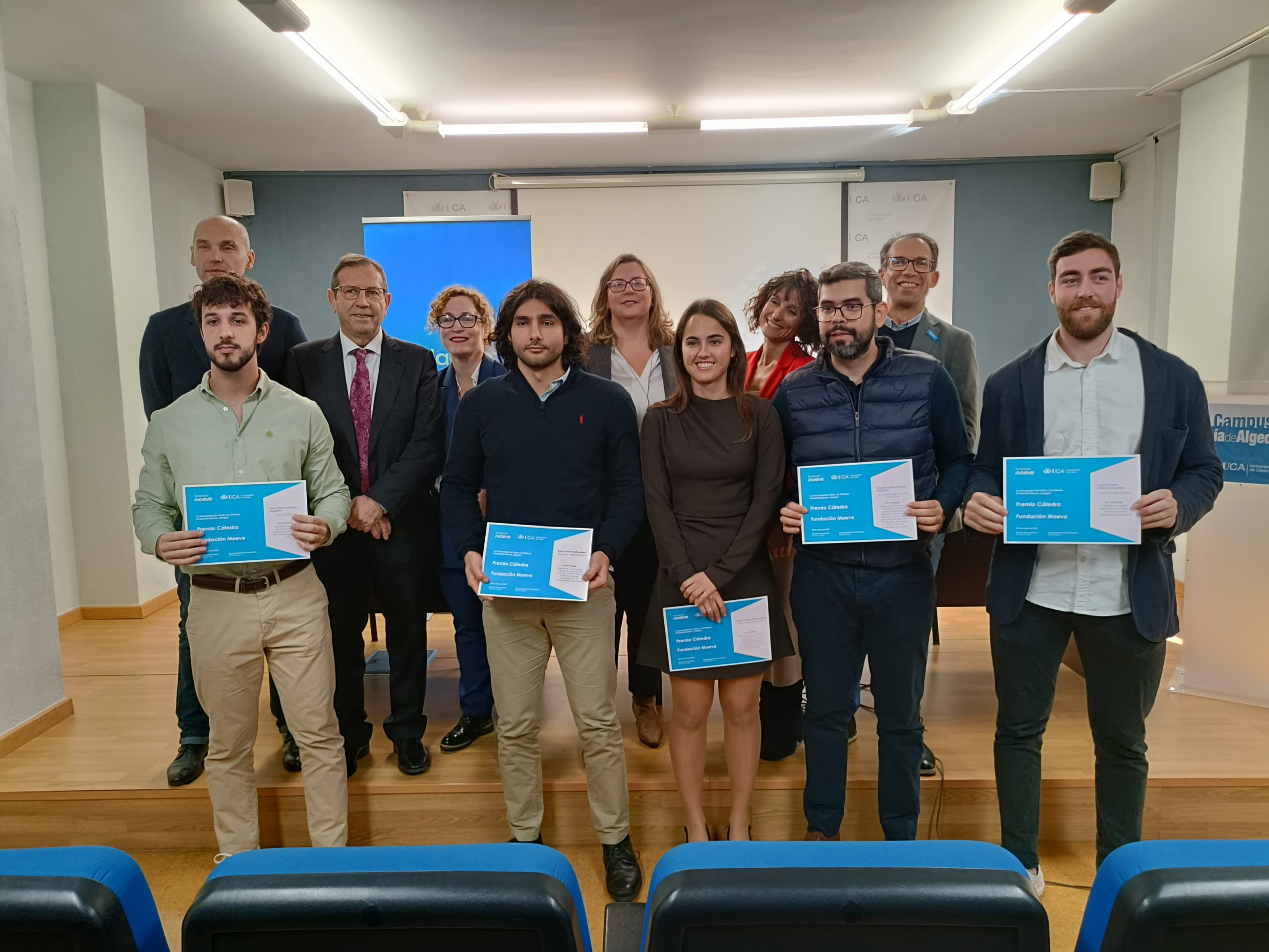 Cinco alumnos destacan en los premios de la Cátedra Fundación Moeve en la UCA