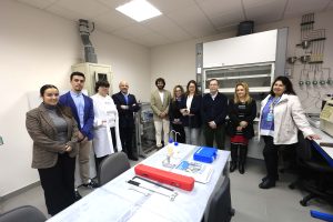 Moeve y la Universidad de Cádiz inauguran el Laboratorio para la Transición Energética en el Camp...